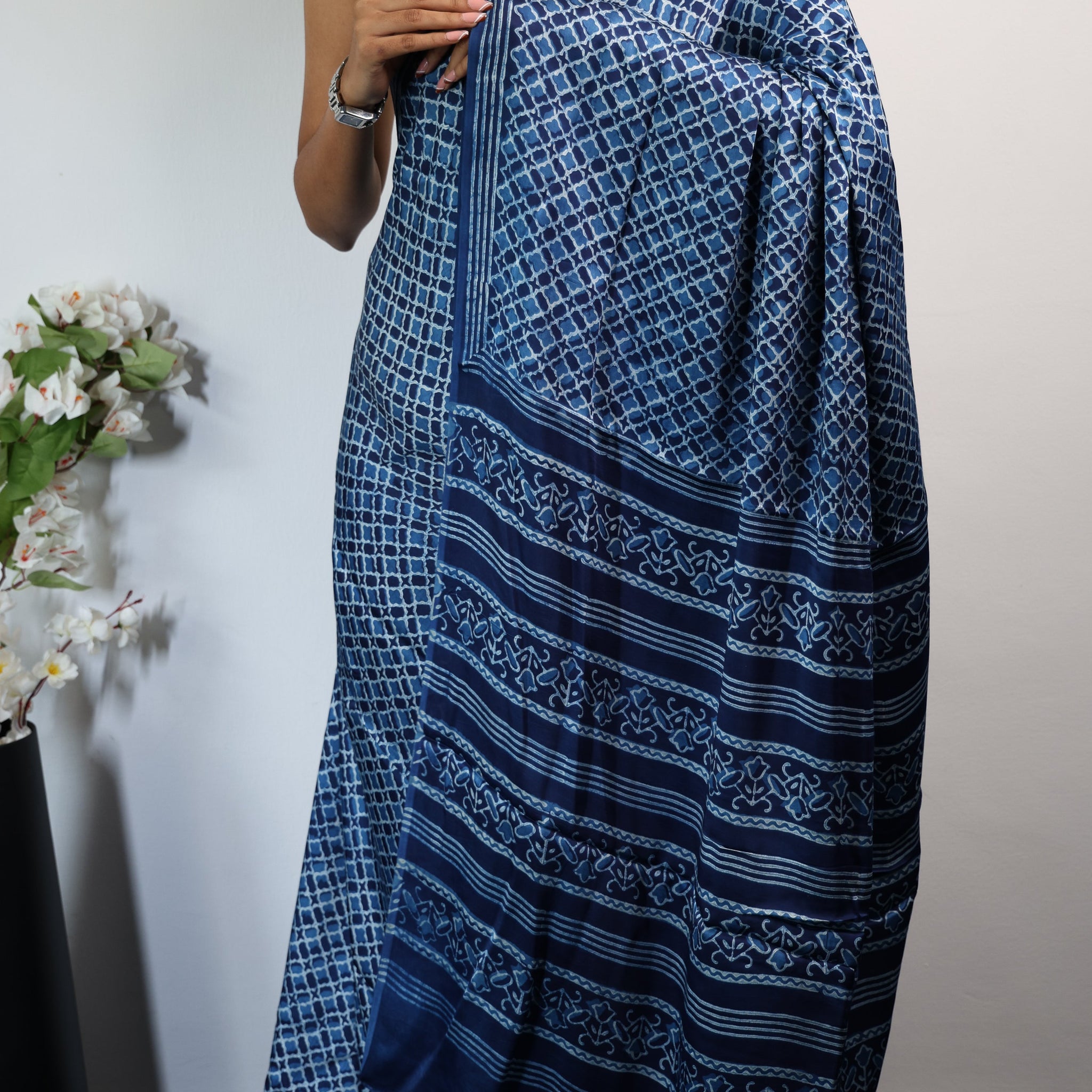 INDIGO DABU Printed Modal Silk Saree