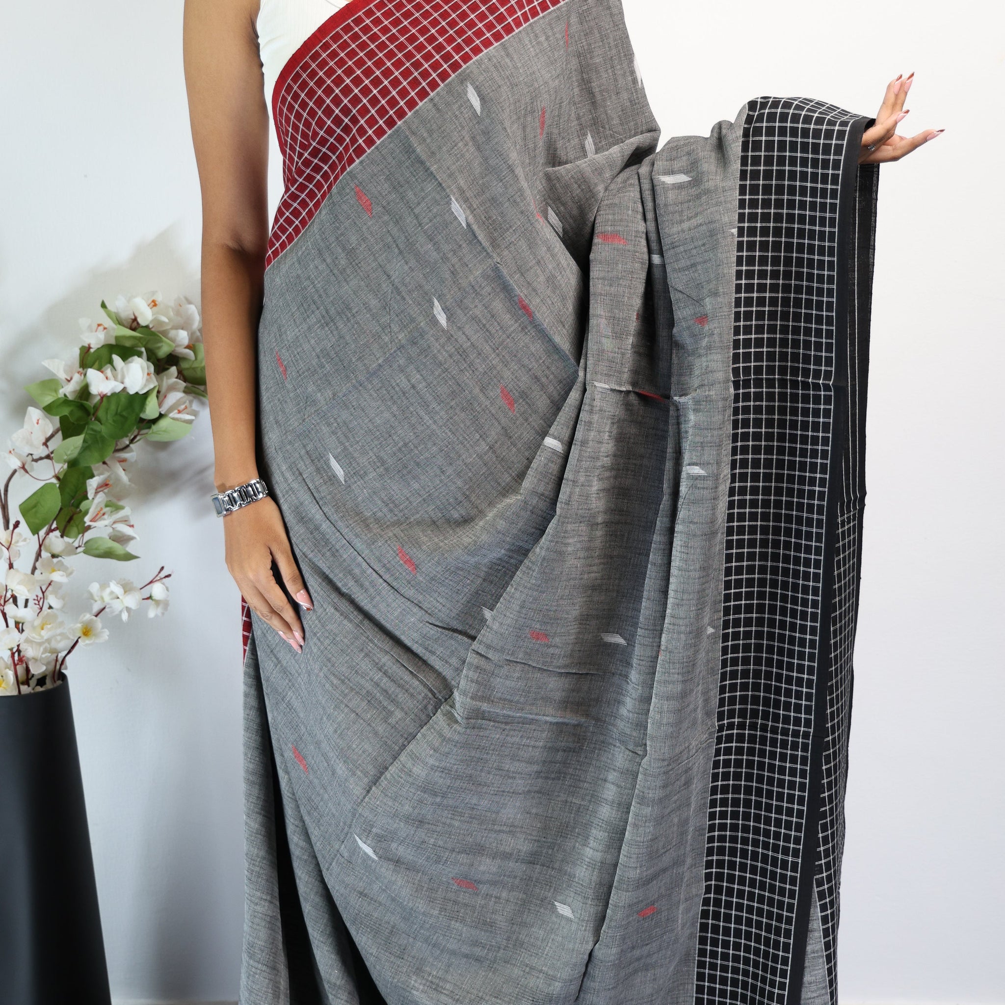 GREY KHADI HANDLOOM SAREE