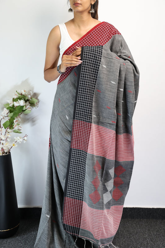 GREY KHADI HANDLOOM SAREE