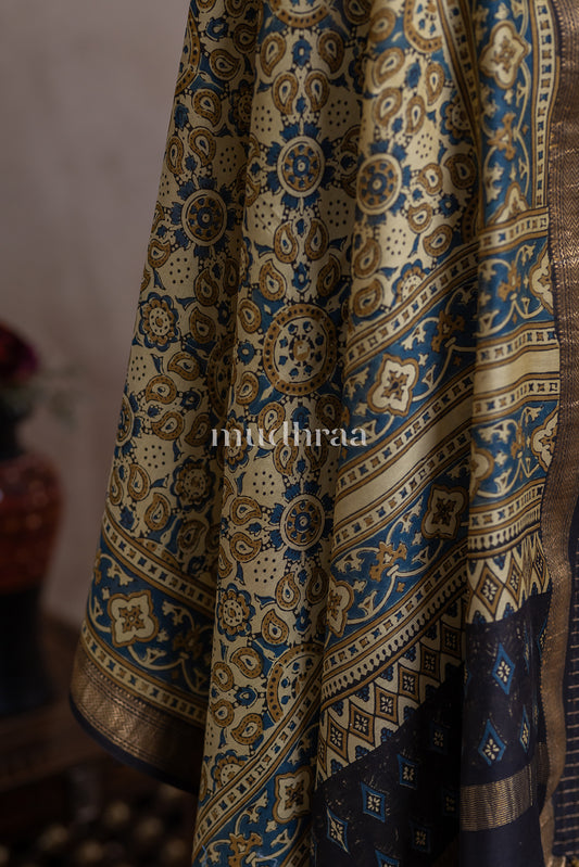 BLACK ZARI CHECKED TUSSAR SUIT SET