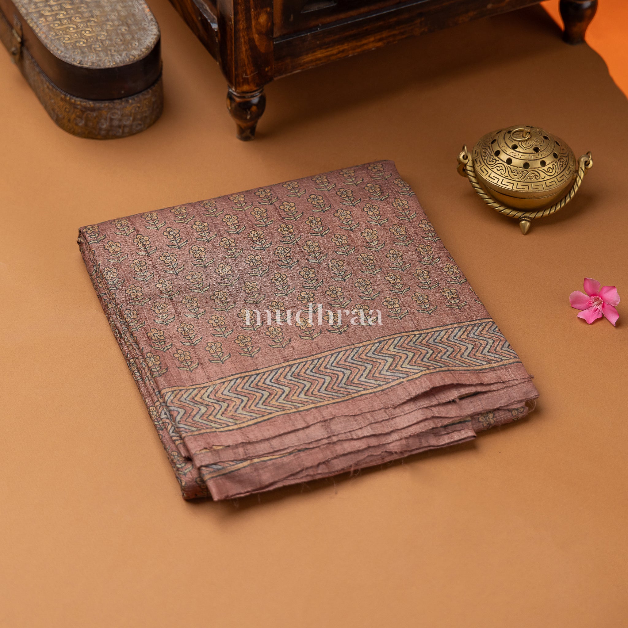 TIRAMISU HANDBLOCK PRINTED TUSSAR SAREE