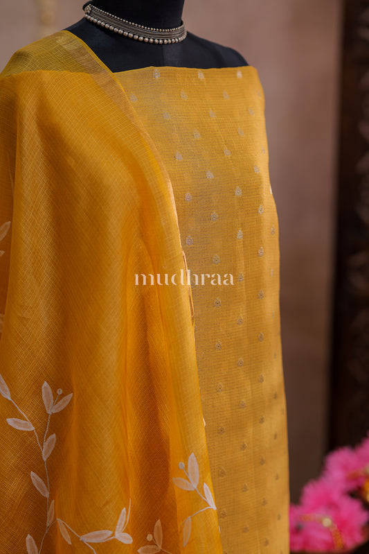 BUMBLEBEE YELLOW CHANDERI APPLIQUE SET