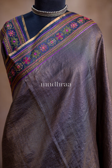 METALLIC GOLD & BLACK EMBROIDERED TUSSAR SILK SAREE