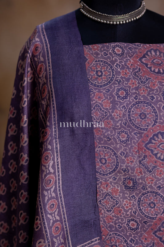 TAUPE GEOMETRICAL AJRAKH SUIT SET