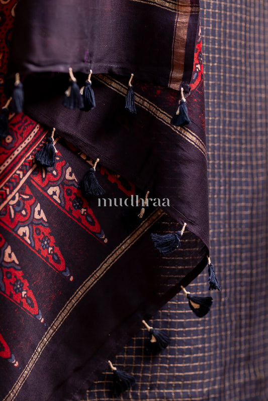 BLACK & MAROON CHANDERI SUIT SET