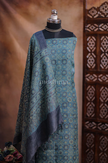 ASH AJRAKH TUSSAR SUIT