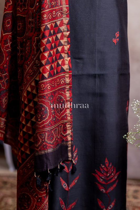 BLACK & RED CHANDERI APPLIQUE SUIT SET