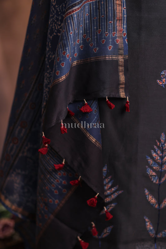 BLACK & BLUE CHANDERI APPLIQUE SUIT SET