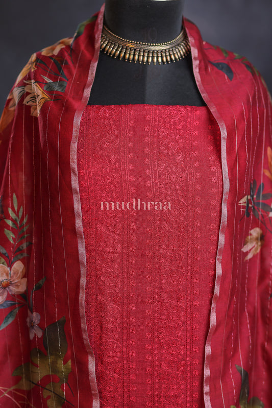 SCARLET LINEN EMBROIDERED SUIT SET