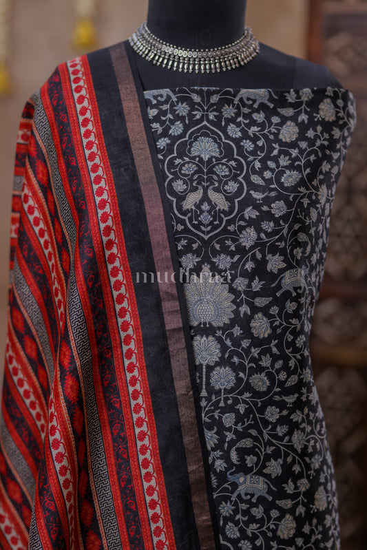 BLACK & WHITE PRINTED MOONGA SUIT SET