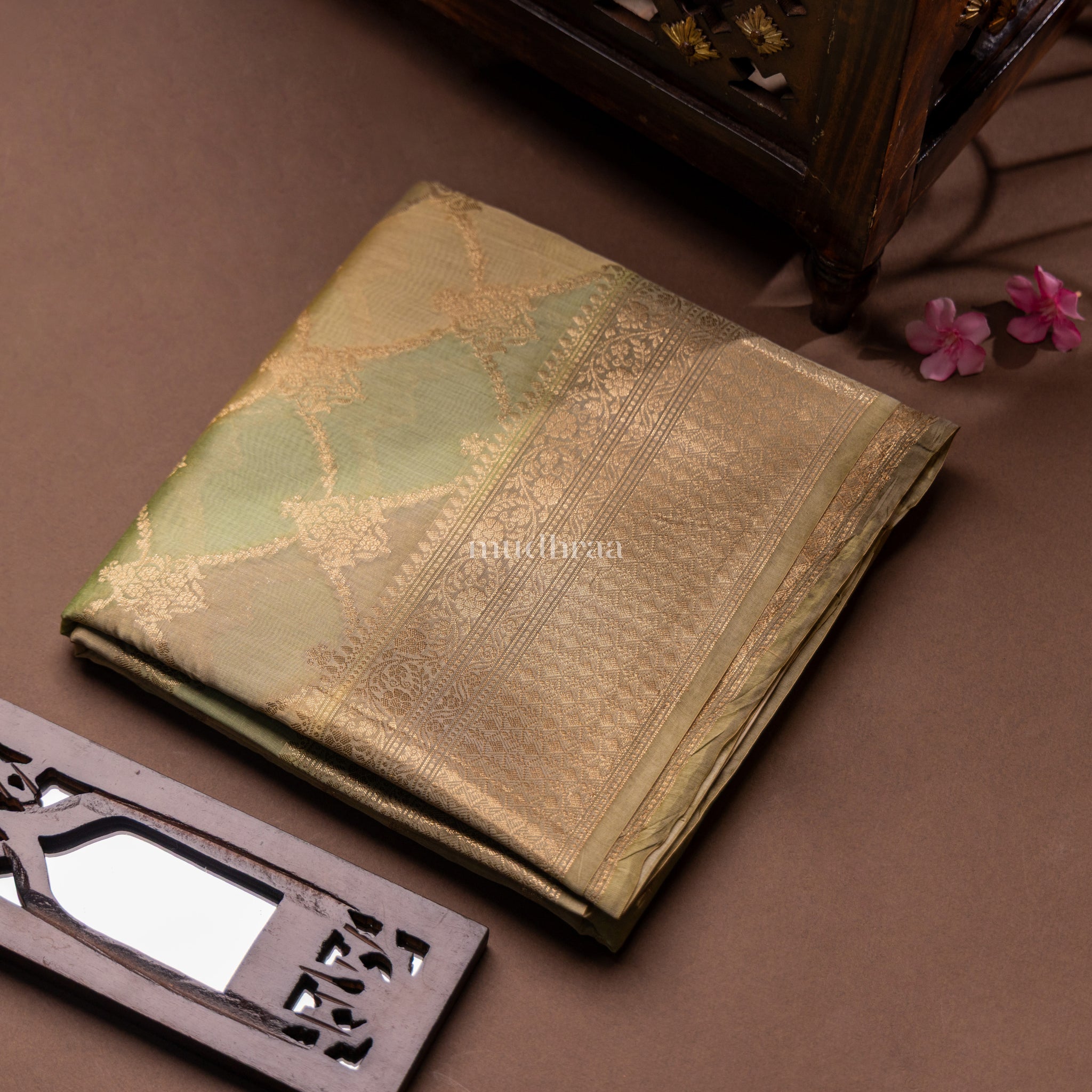 LEAF GREEN RANGKHAT CHANDERI SILK SAREE