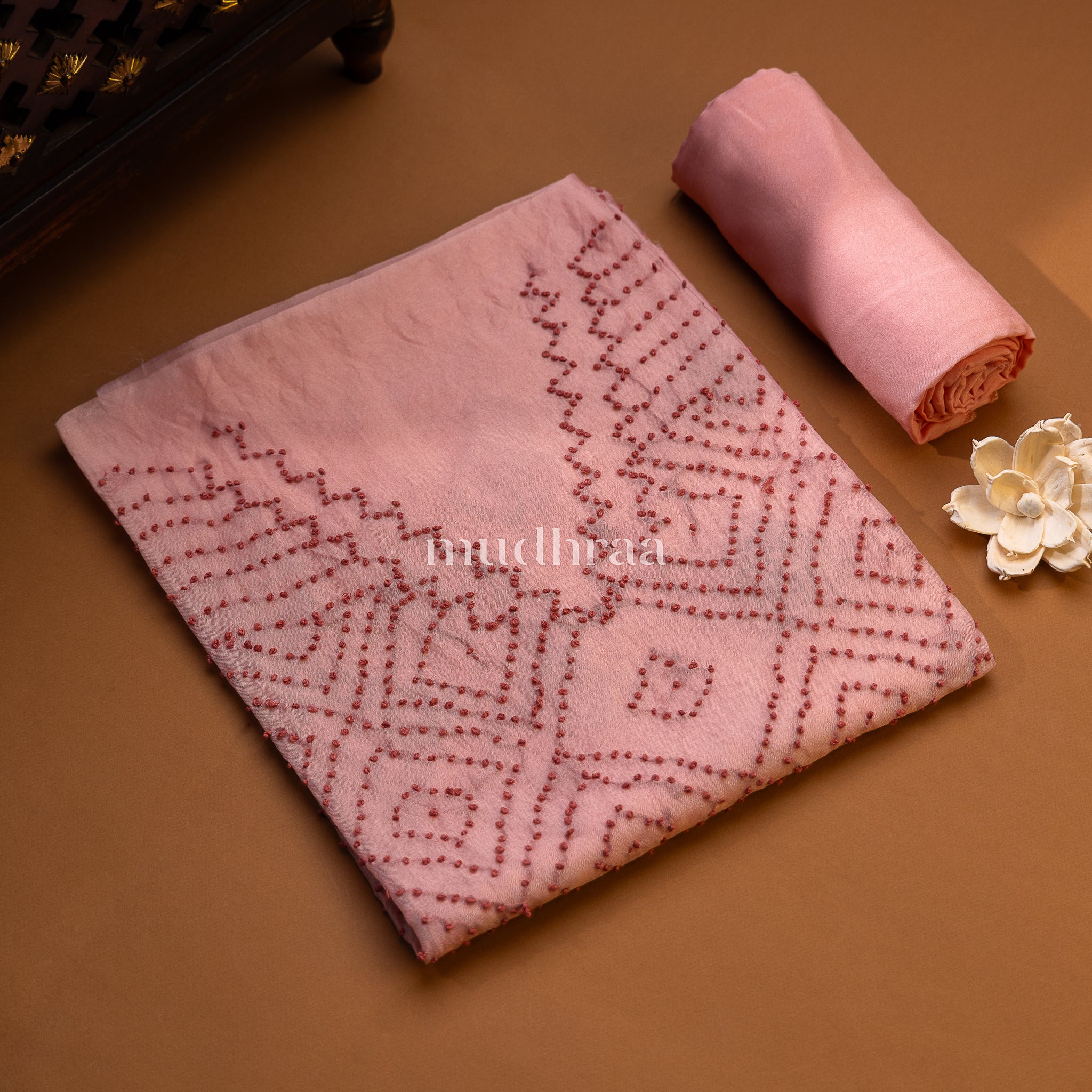 PEACH FRENCH-KNOT KORA ORGANZA SUIT SET