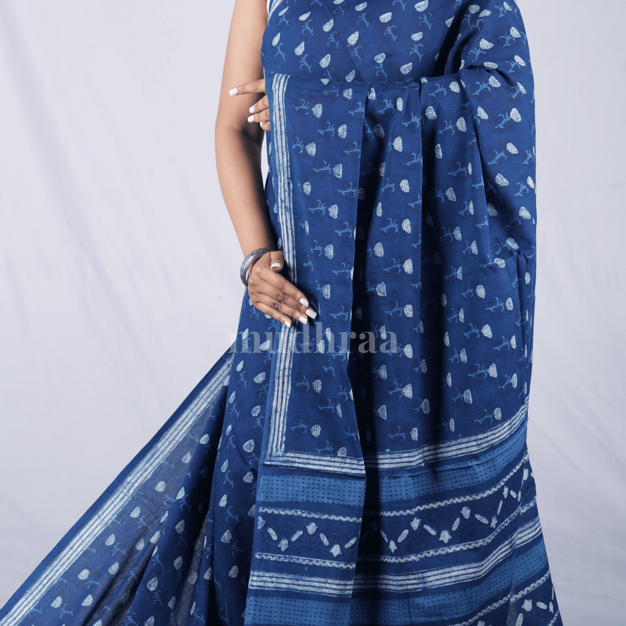 INDIGO BIG FLOWER AJRAKH HANDBLOCK PRINTED MUL COTTON SAREE