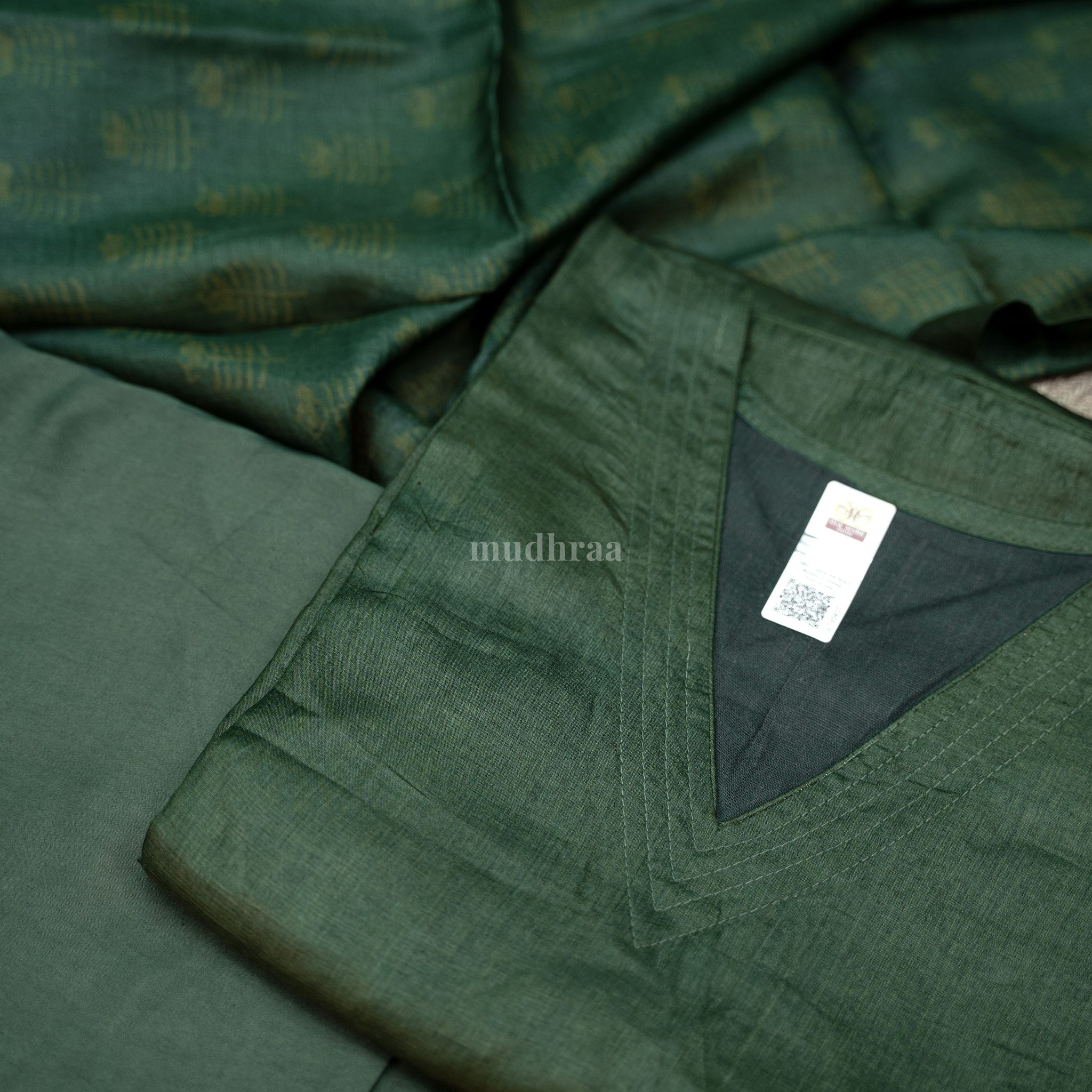 FOREST GREEN PURE TUSSAR SEMI - STITCHED SUIT SET