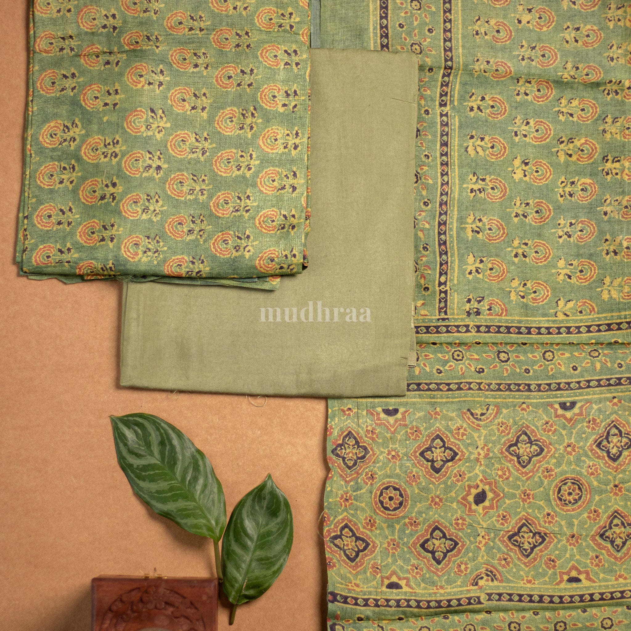 GREEN AJRAKH HANDBLOCK PRINTED TUSSAR SUIT